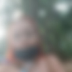 Sarathonson – Daring brushing in public.mp4